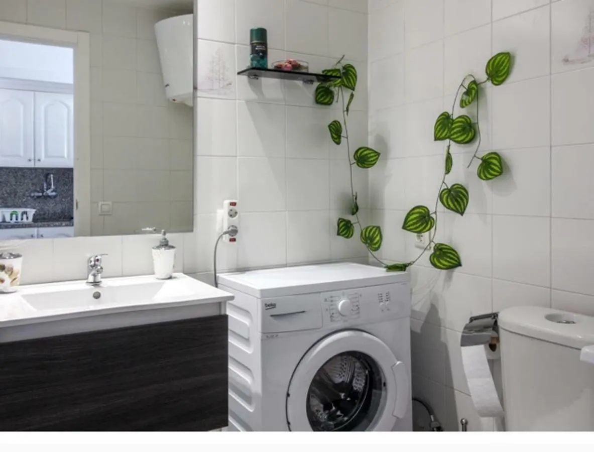 بلاتجا ذارو Apartment Carrer Juli Garreta إسبانيا